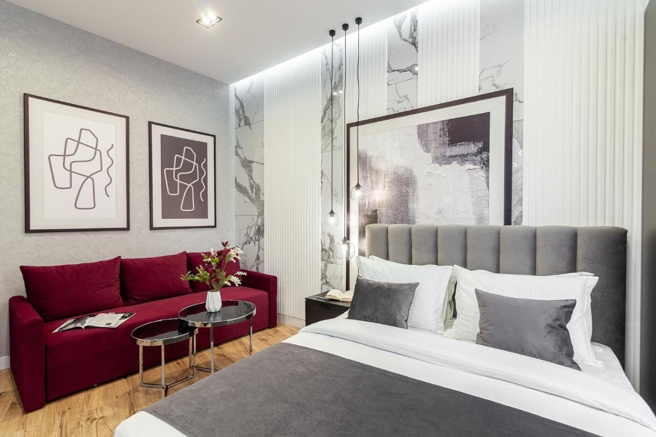 Lovely Apartment On Drahomanova Street 利沃夫 外观 照片